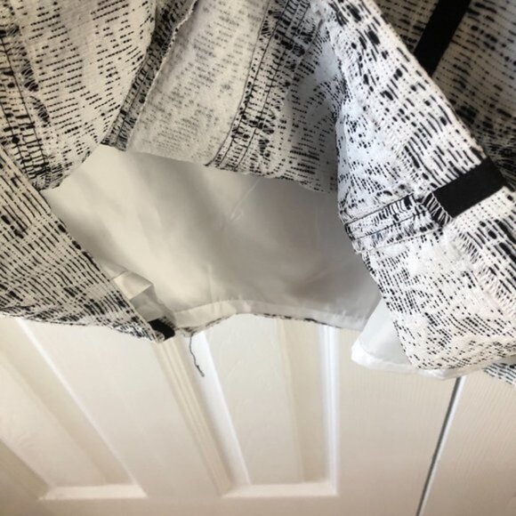 Calvin Klein Black/White Sleeveless Sheath Dress - Picture 6 of 8